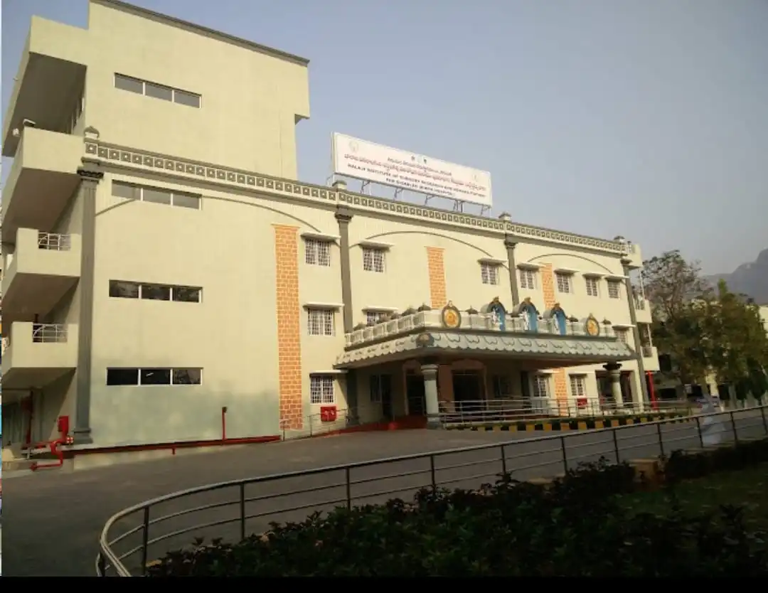 SIMS Hospital Vadapalani Chennai
